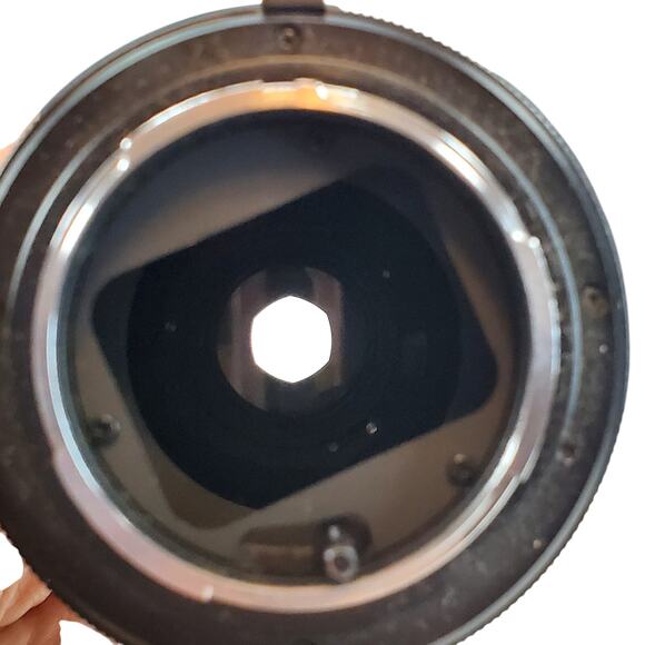 Minolta Celtic MD Zoom 100-200mm 1:5.6 Lens Camera Lens with Caps Made in Japan - Picture 5 of 7